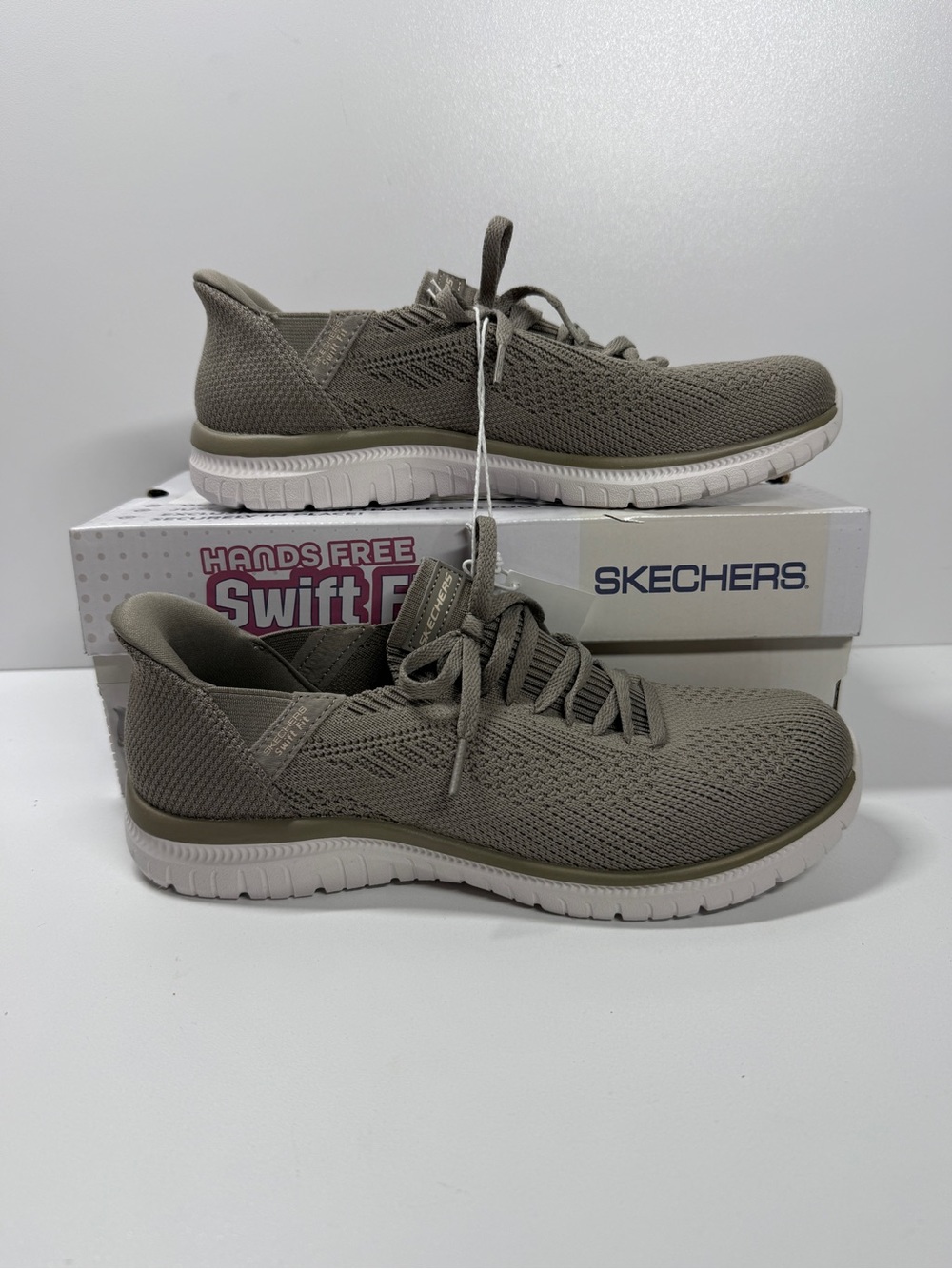 NEW  Women's Skechers Slip-ins In Taupe Size 8